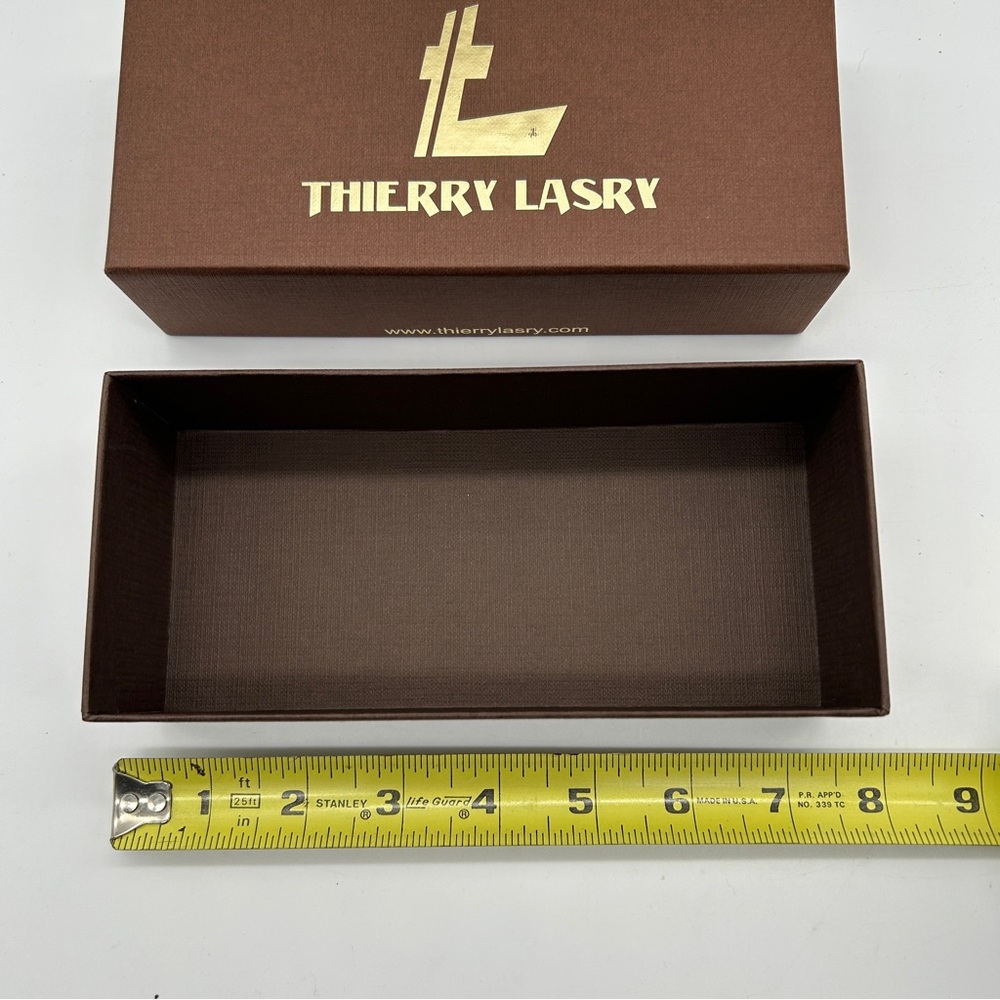 Thierry Lasry 2 Empty Boxes - Picture 4 of 14